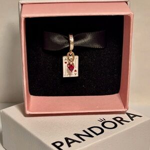 Disney Villains Queen of Hearts Double Dangle Charm